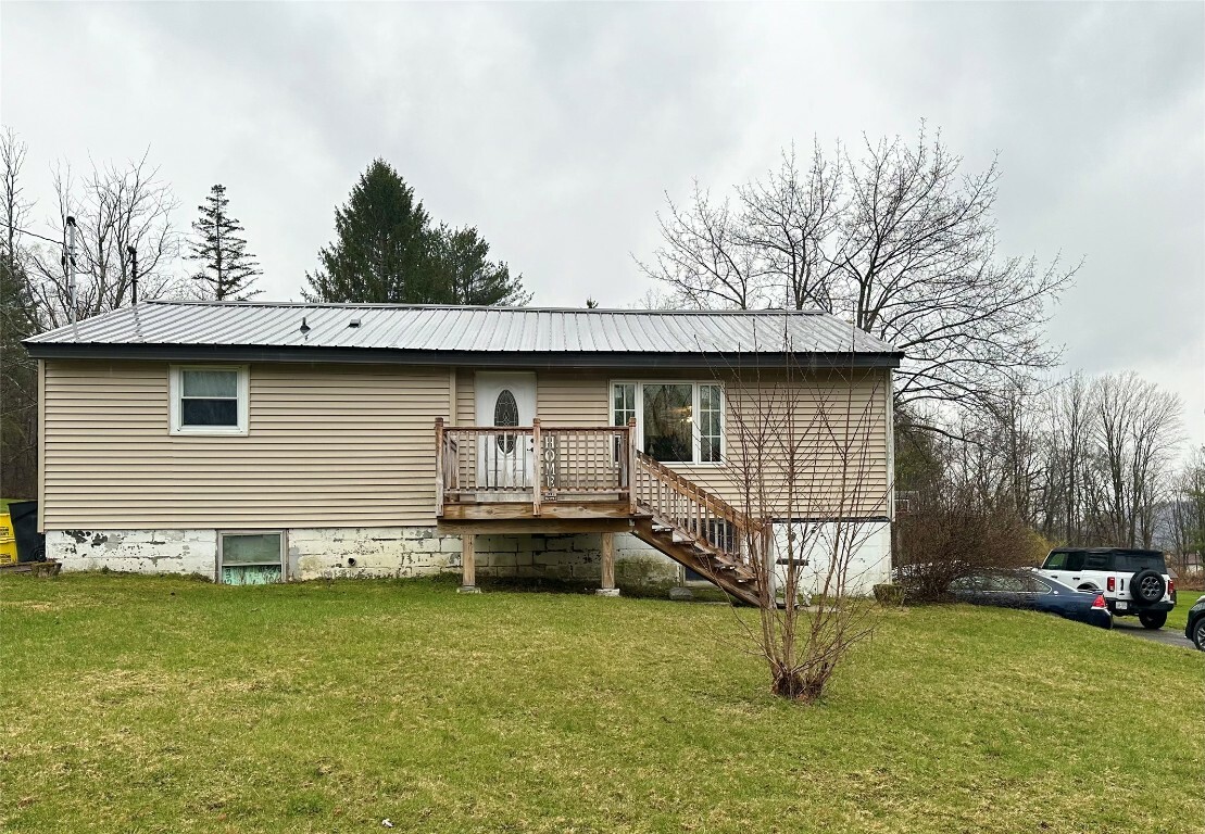 Property Photo:  18 Buttercup Hill Road  NY 13865 