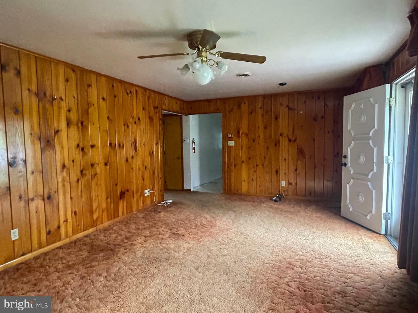 Property Photo: 11809 Bayberry Avenue MD 21502