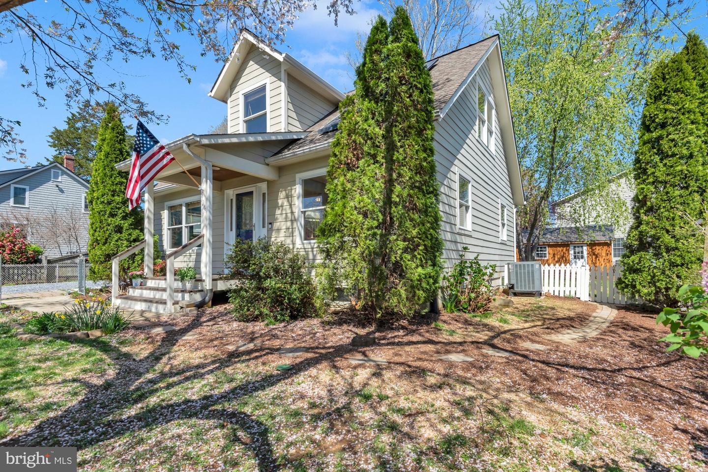 Property Photo: 704 Severn Avenue MD 21403