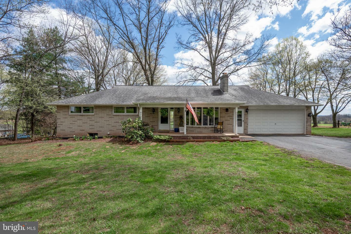 2860 Blackberry Road  Dover PA 17315 photo