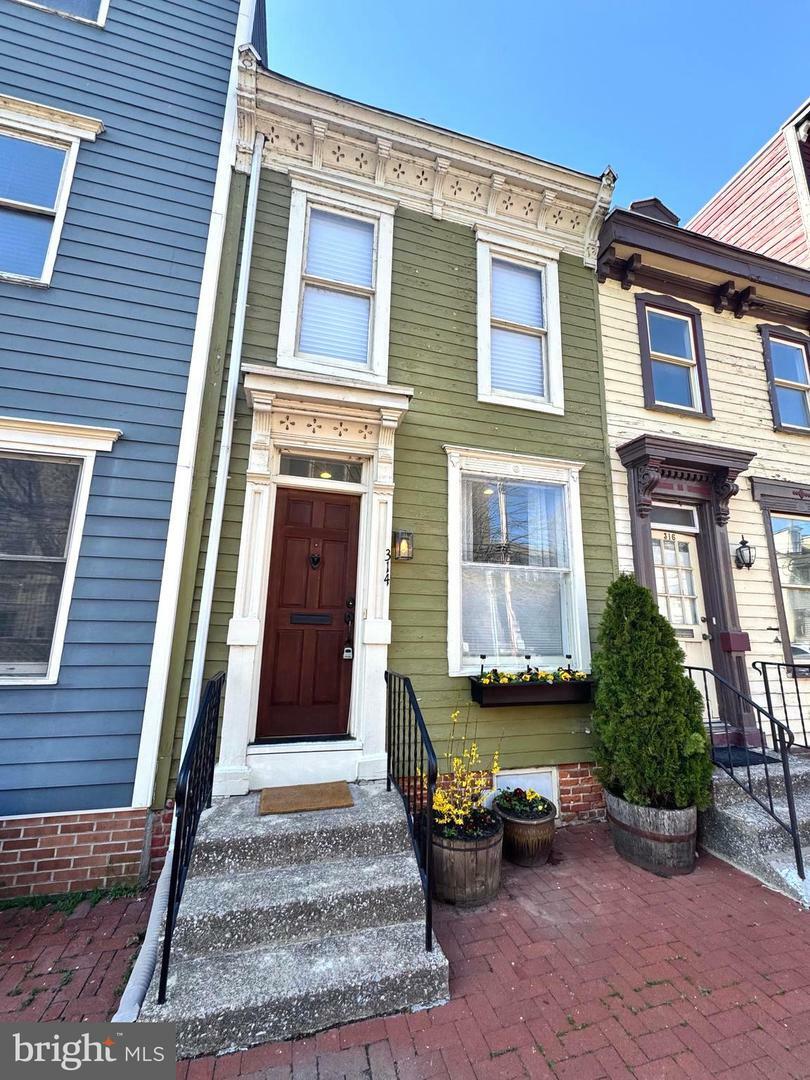 Property Photo: 314 Boas Street PA 17102