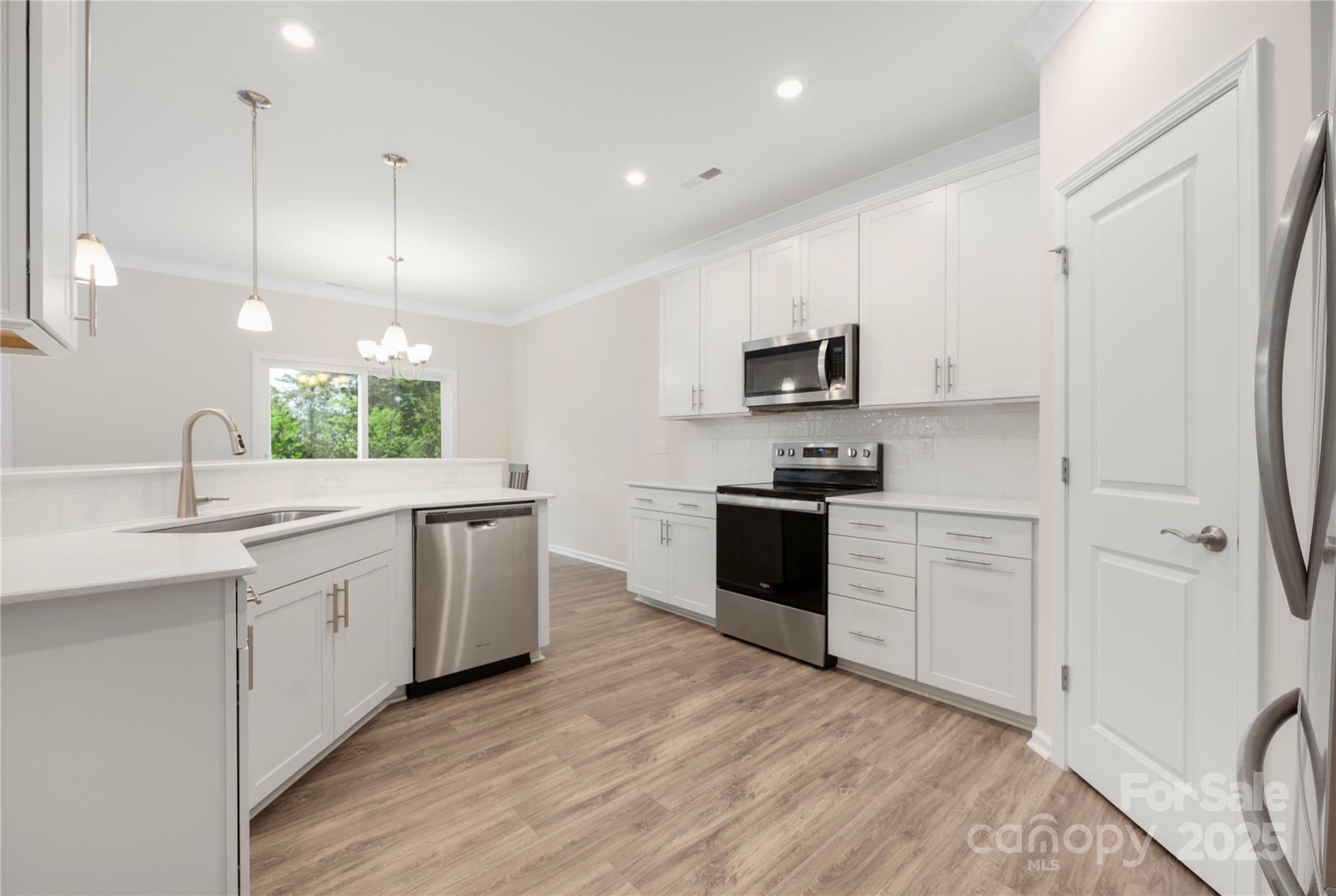 Property Photo: 23112 Clarabelle Drive NC 28273