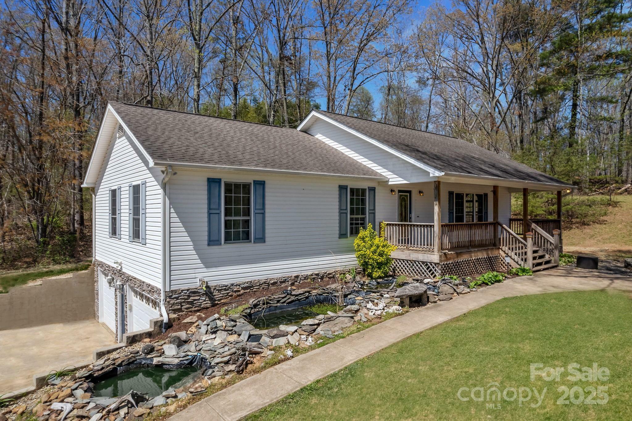 71 Gosnell Road  Asheville NC 28804 photo