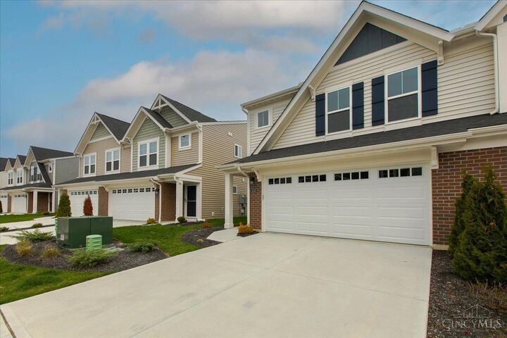 1532 Summerview Lane  Miami Twp OH 45150 photo