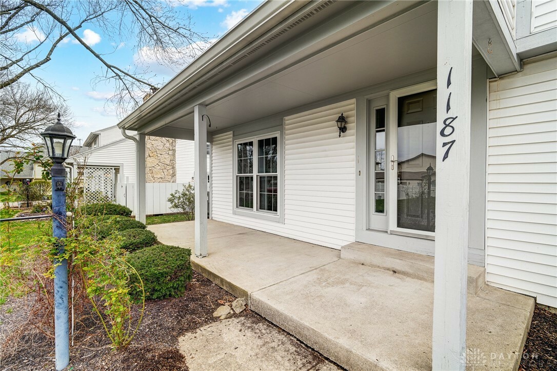 Property Photo:  1187 Governors Square Drive  OH 45458 