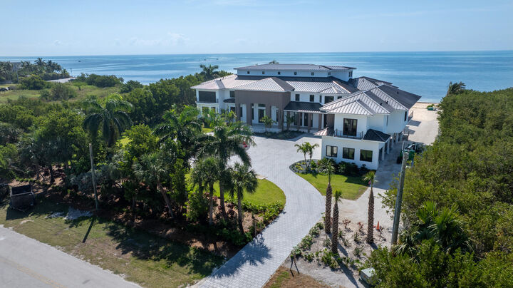 Property Photo: 2405 Coco Plum Drive FL 33050