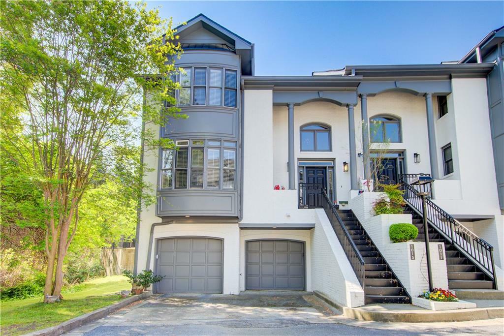 1015 Heatherbrooke Lane  Atlanta GA 30324 photo