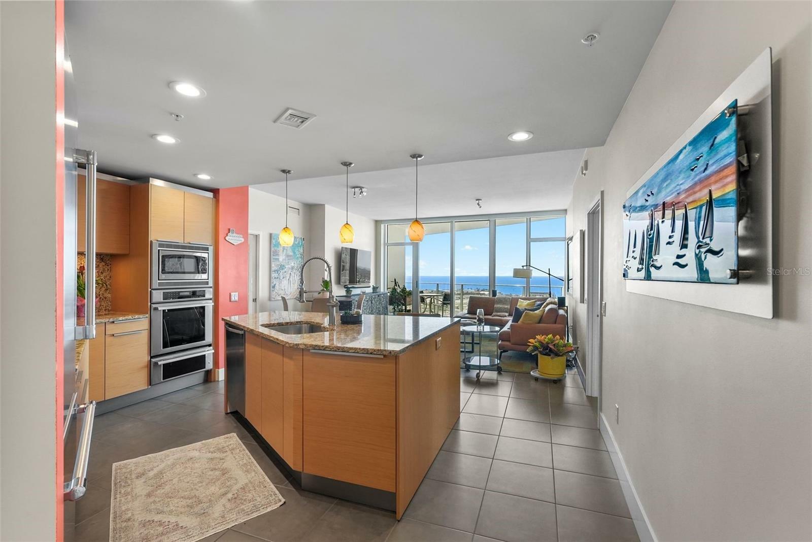 Property Photo: 175 1st Street S 2005 FL 33701
