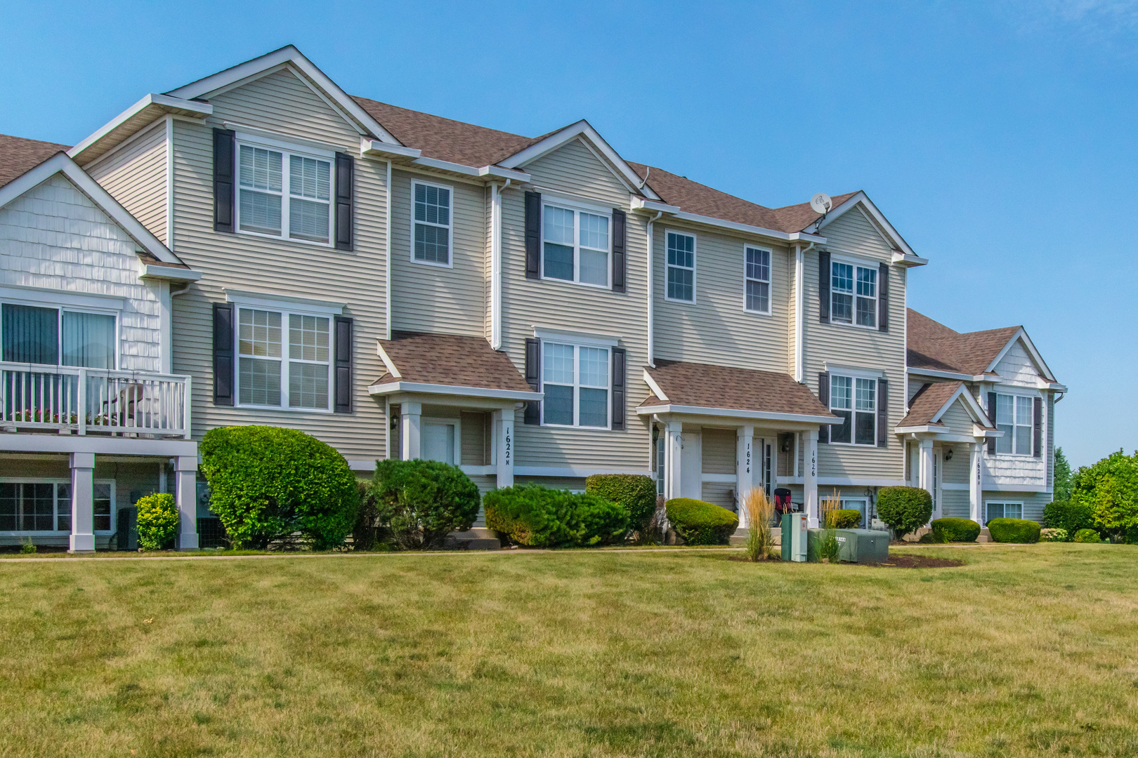 1624 Fieldstone Drive N  Shorewood IL 60404 photo