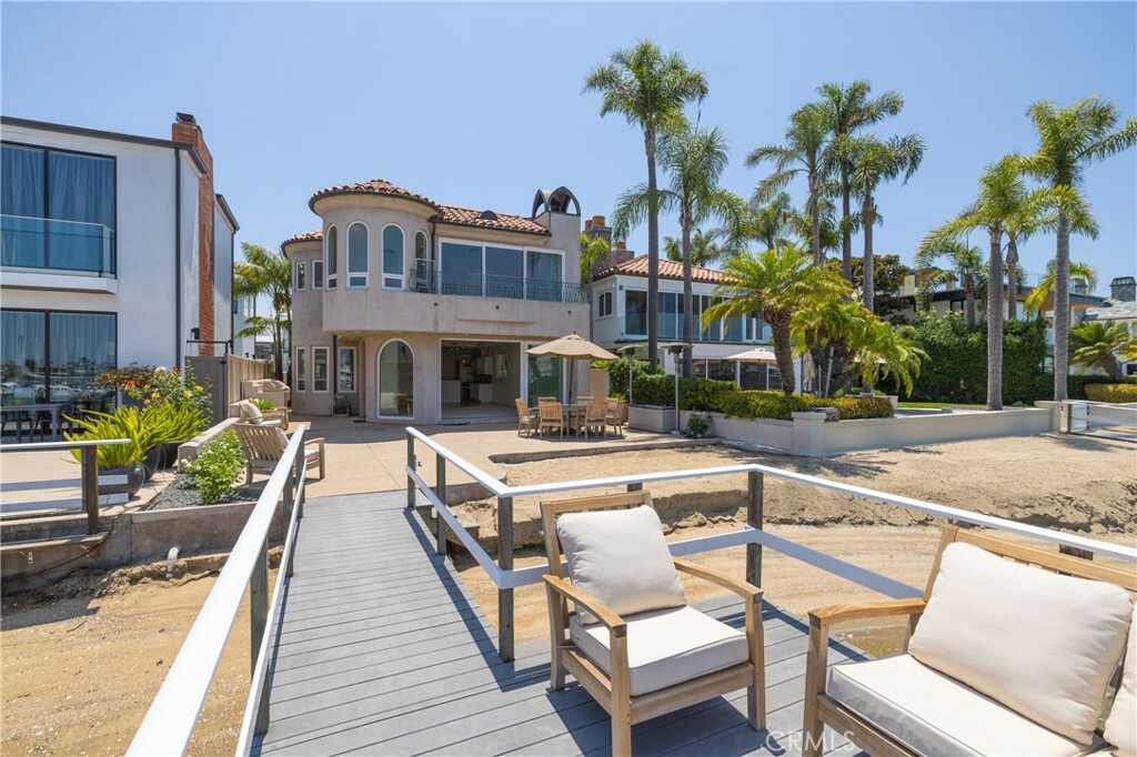 Property Photo: 1130 W Bay Avenue CA 92661
