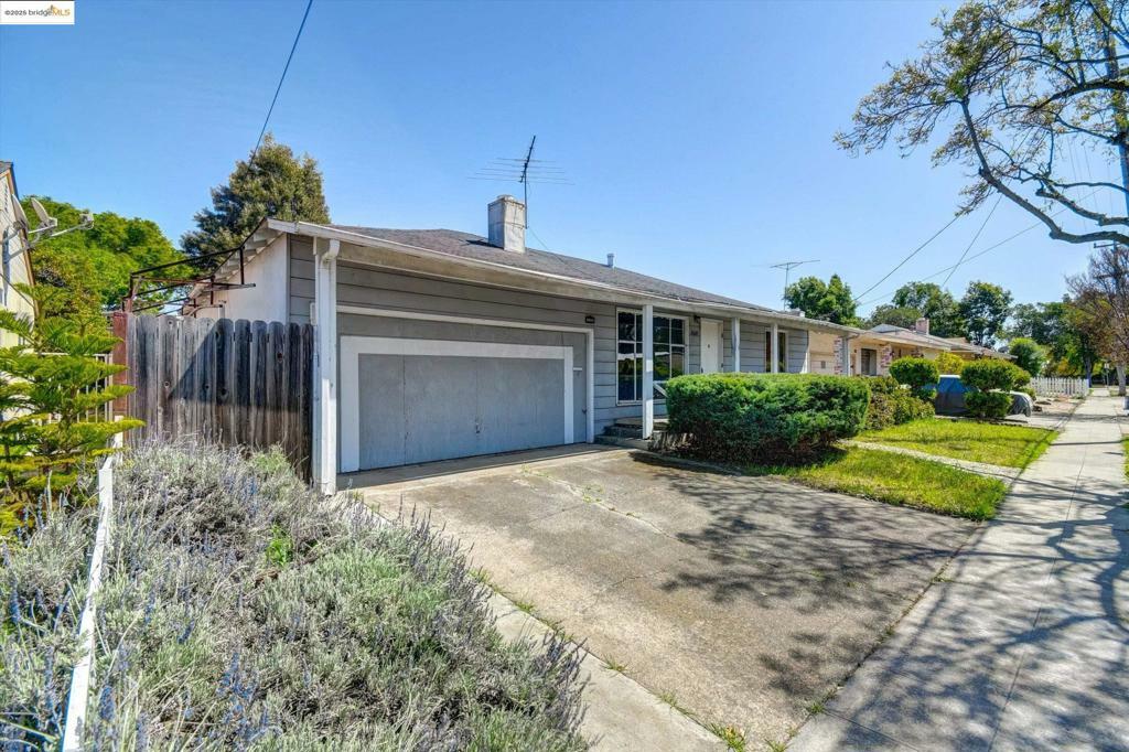 Property Photo:  26618 Jane Ave  CA 94544 