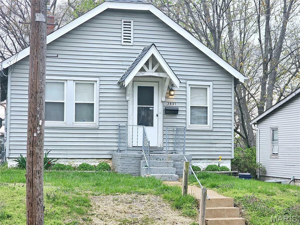 Property Photo:  2831 Old Hanley Road  MO 63114 
