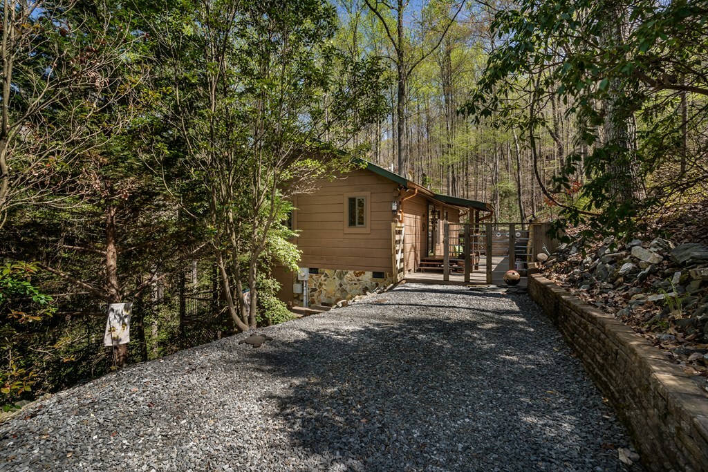 Property Photo: 266 Chimney Rock Road GA 30522