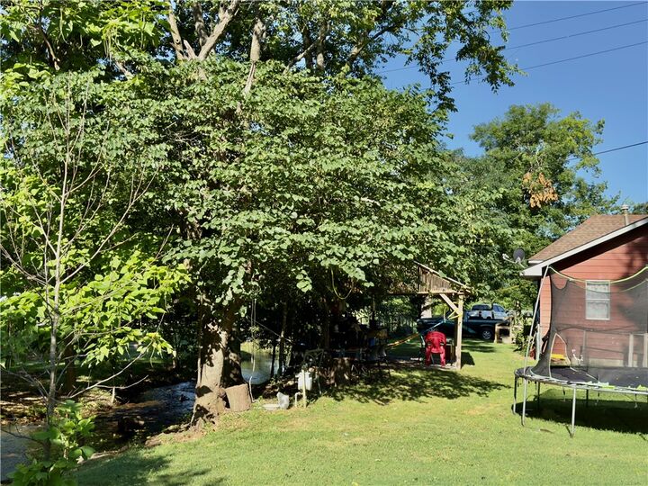 Property Photo:  366 Spring Avenue  AR 72722 