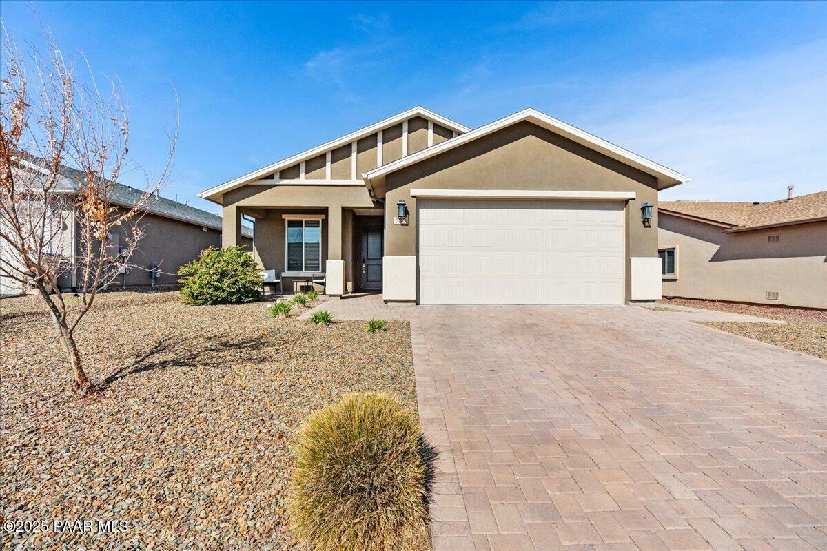 Property Photo: 586 Allerton Way AZ 86323