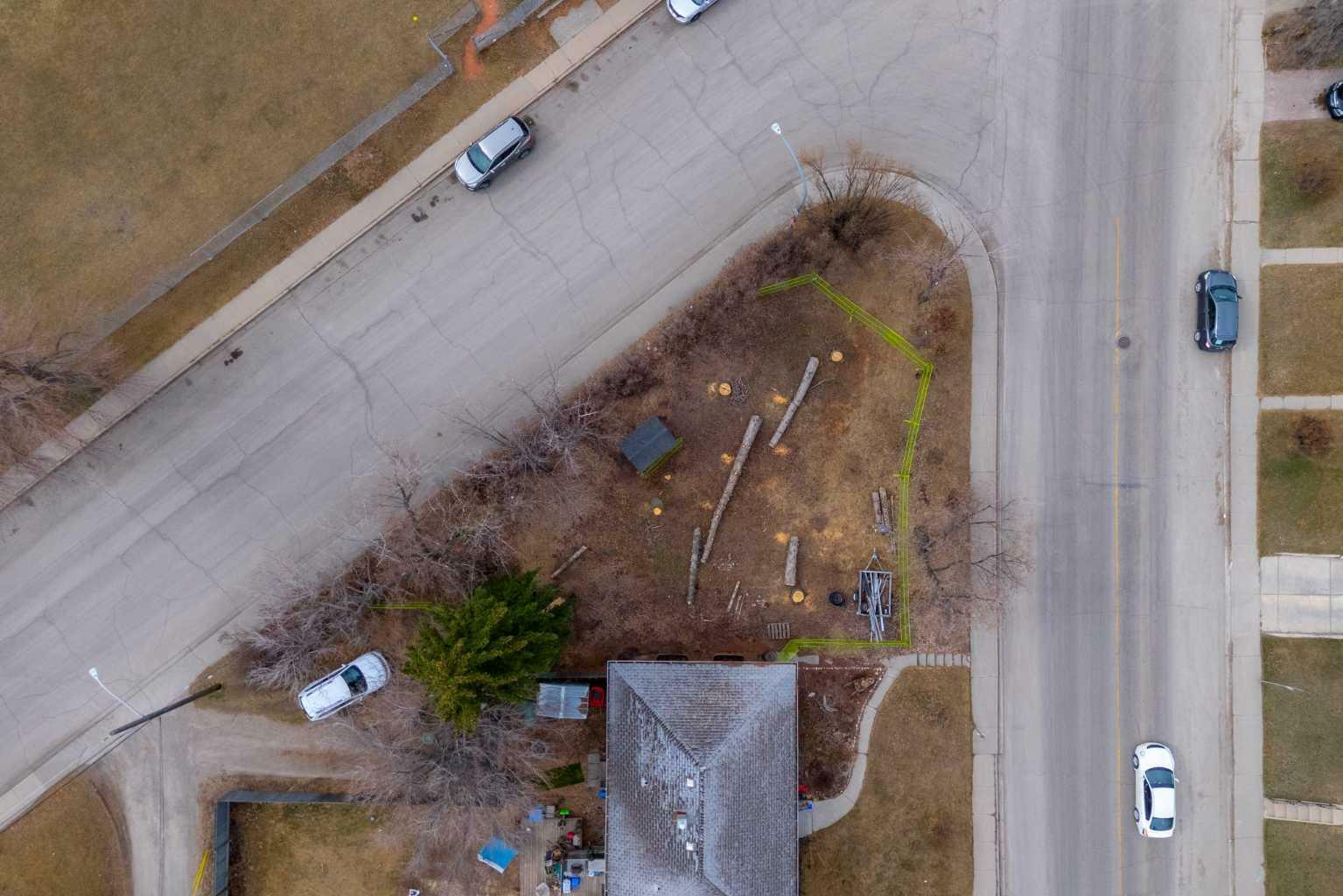 Property Photo: 2747 Morley Trail NW AB T2M 4G7