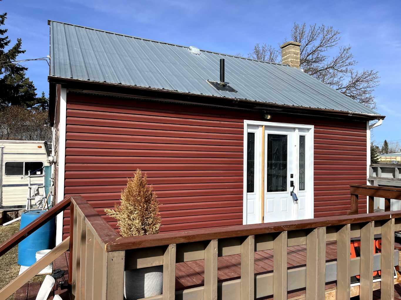 Property Photo: 4801 49 Street AB T0B 4C0