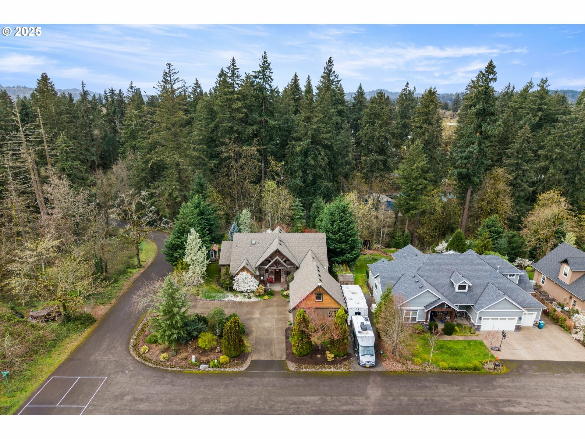 Property Photo: 13693 SE Ash St OR 97222