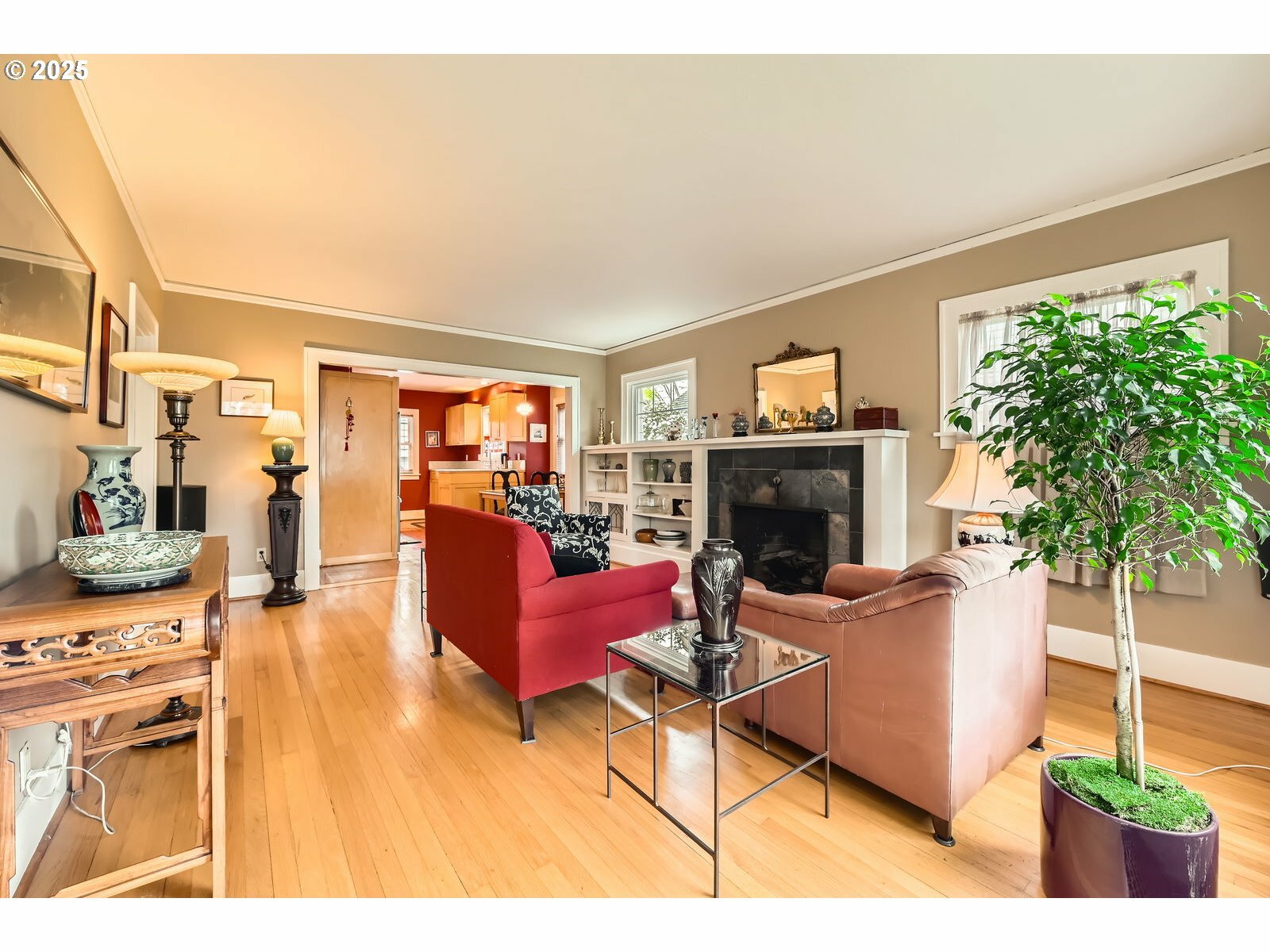 Property Photo: 1325 SE Flavel St OR 97202