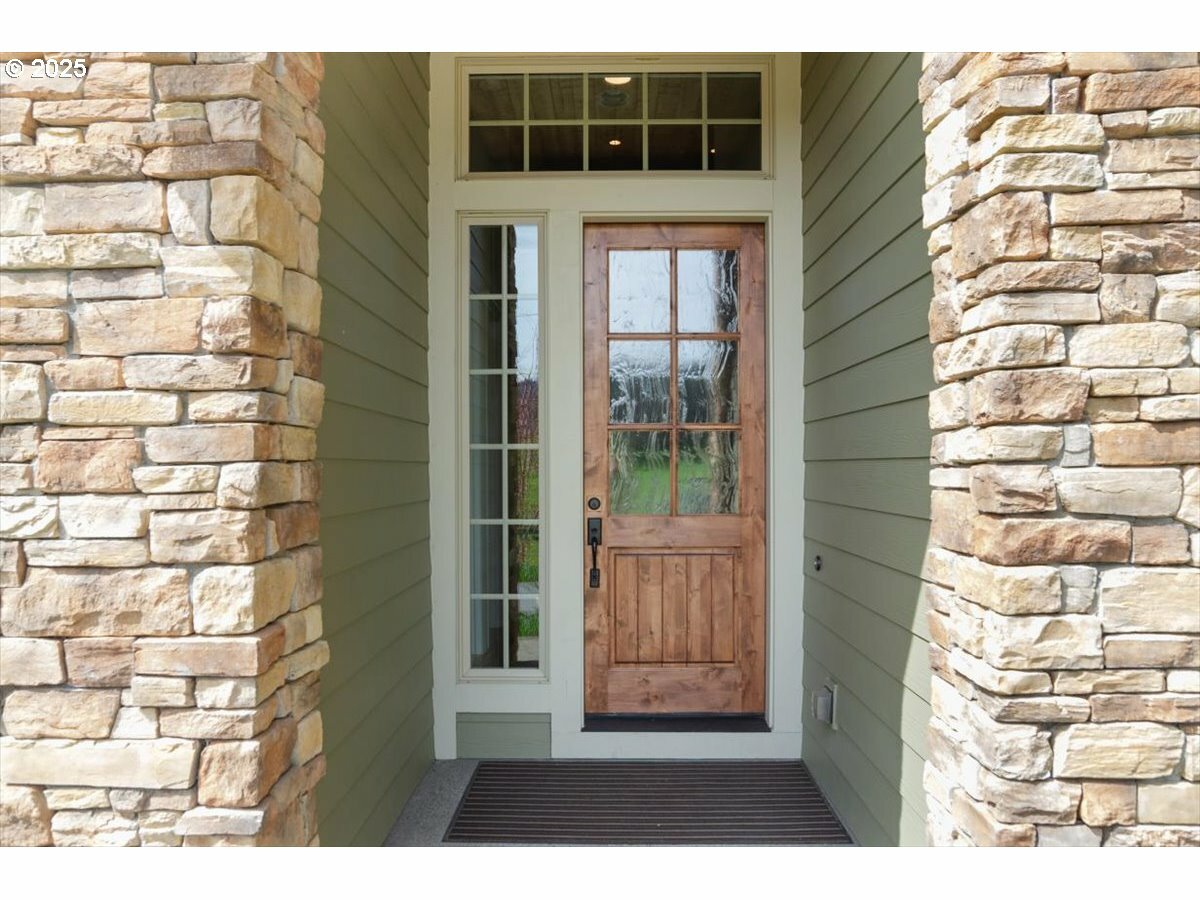 Property Photo: 4419 SW 47th Dr OR 97221