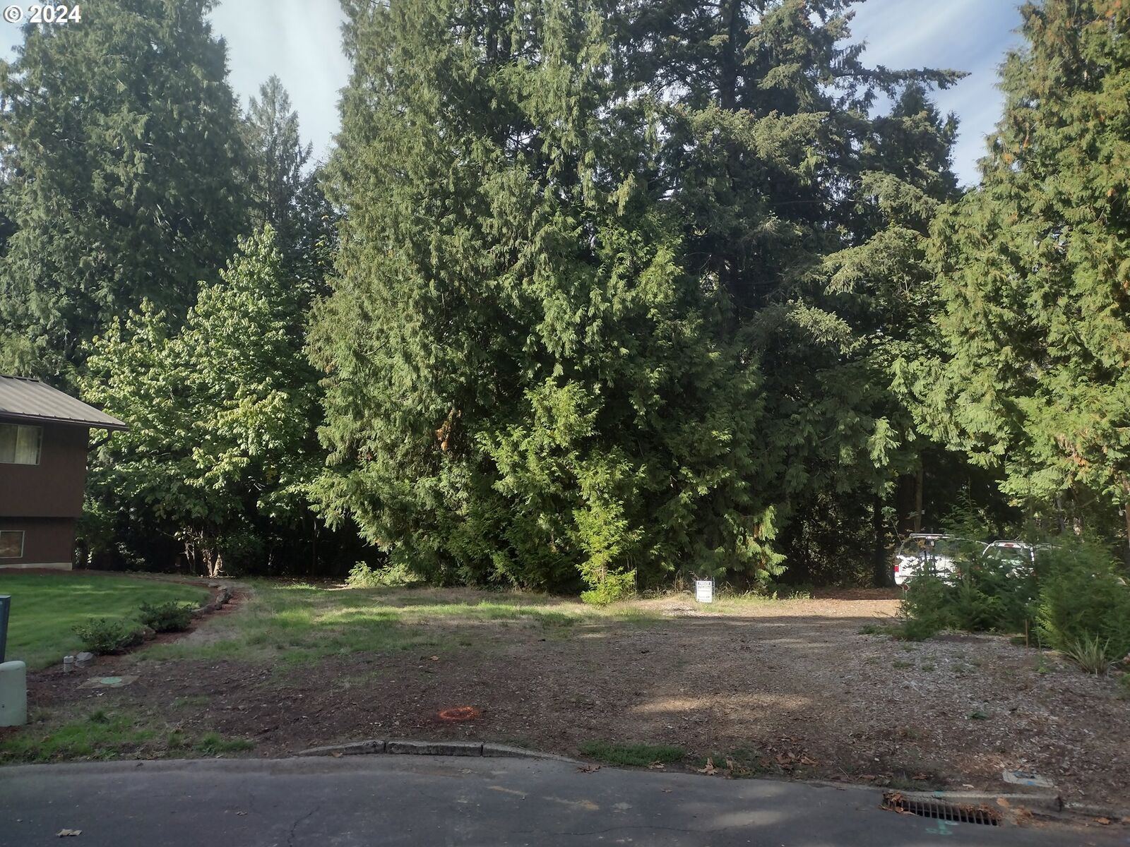 Property Photo: SE 59th Ct OR 97123