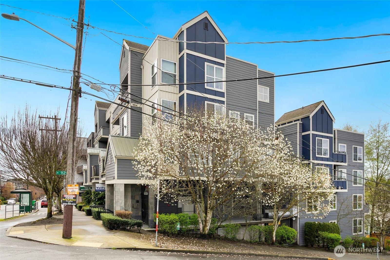 Property Photo:  9057  Greenwood Avenue N 302  WA 98103 