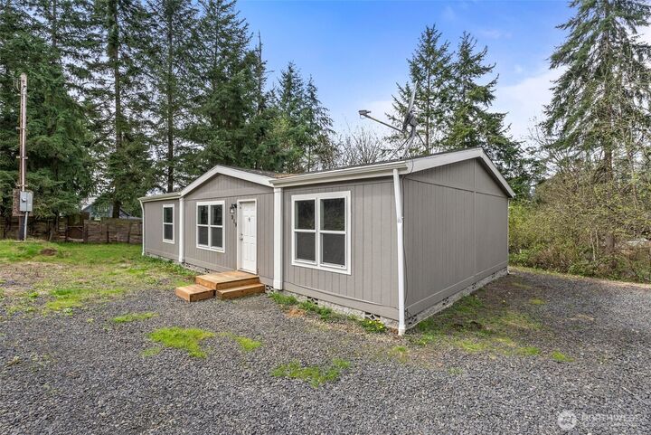 Property Photo: 919 1st Street WA 98596