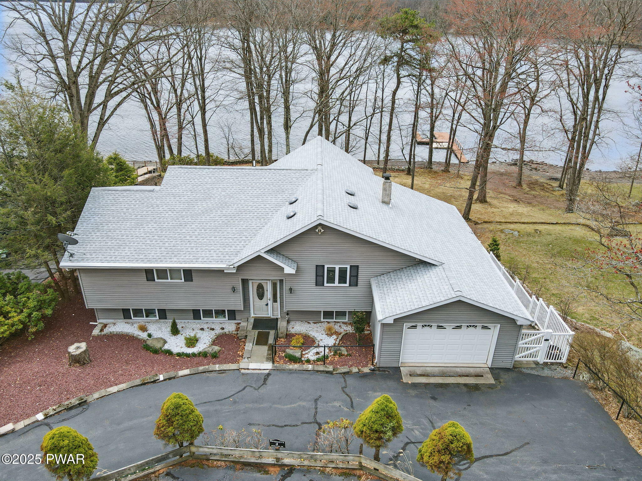Property Photo: 4 Shore Line Drive PA 18438