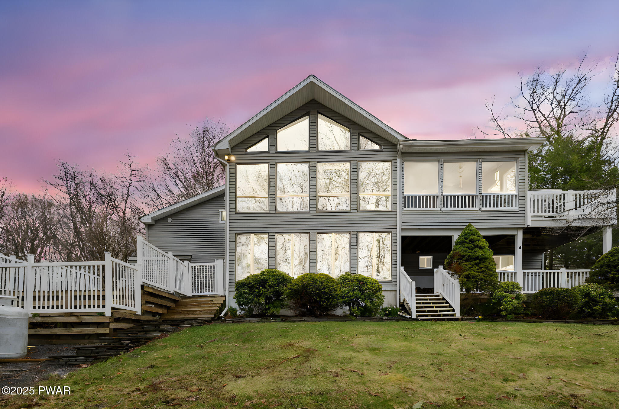 Property Photo:  4 Shore Line Drive  PA 18438 