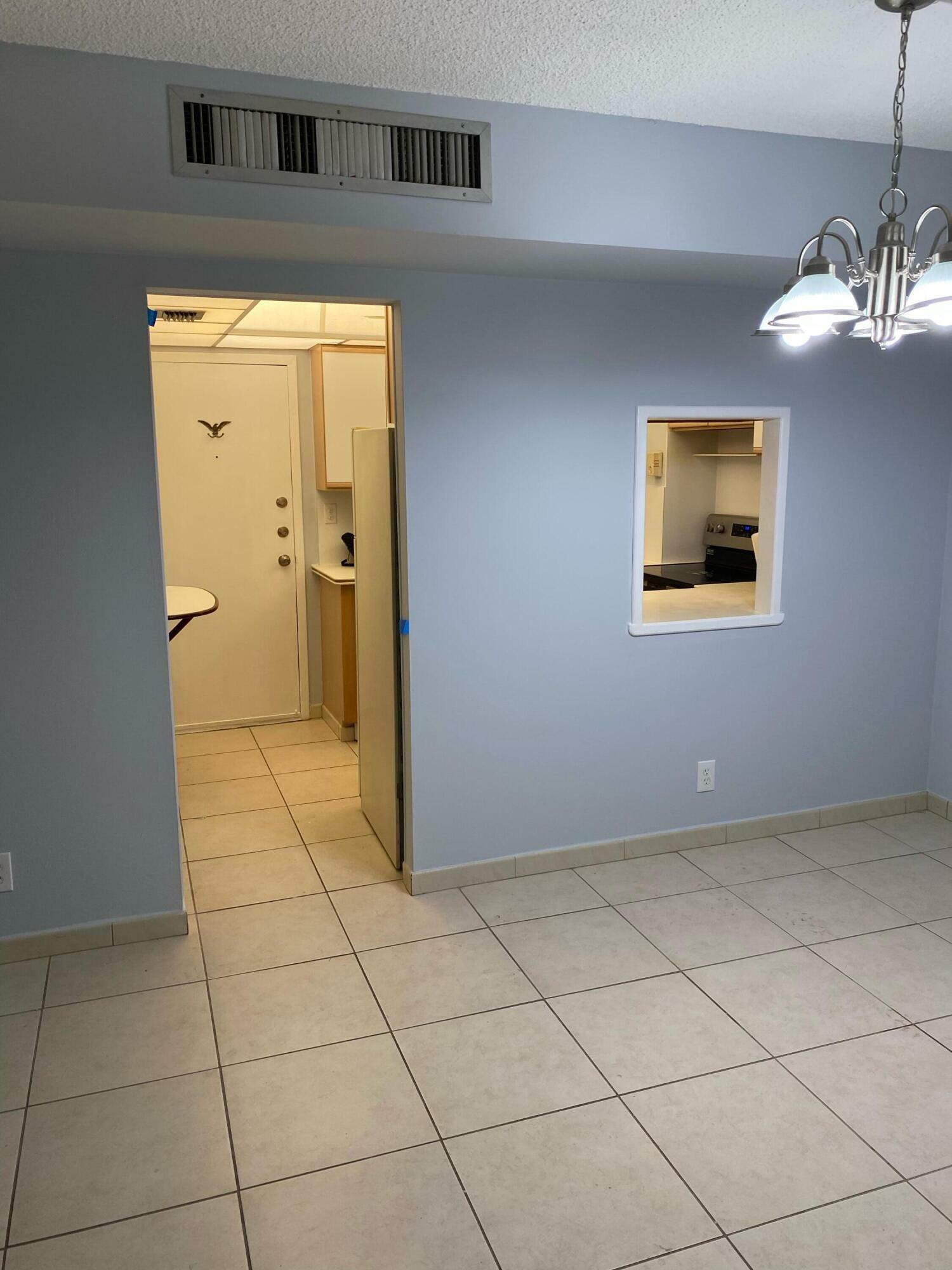 Property Photo: 1050 SE 15th Street 205 FL 33316