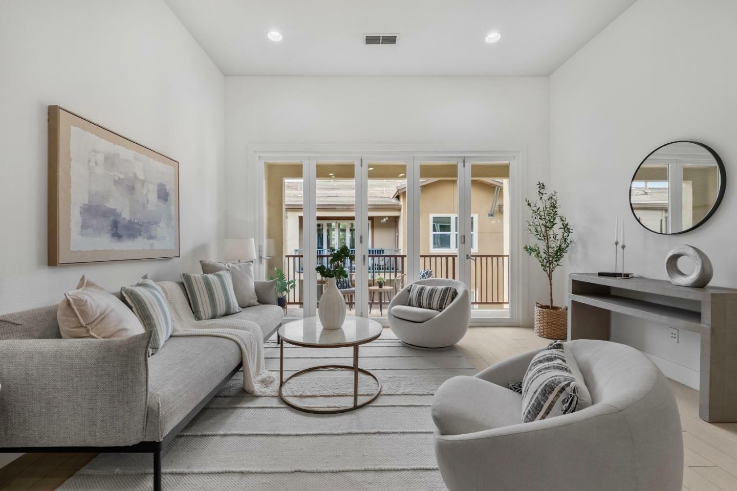 Property Photo: 2412 Stearman Court 6 CA 95132