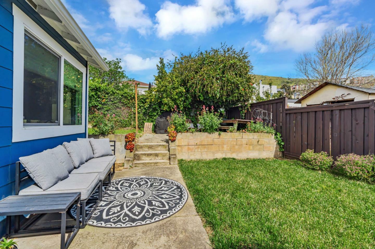 Property Photo: 127 Gardiner Avenue A CA 94080