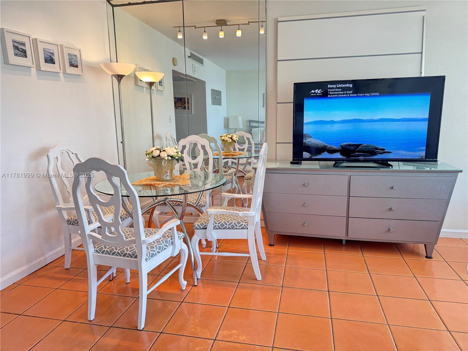 Property Photo: 100 Lincoln Rd 836 FL 33139