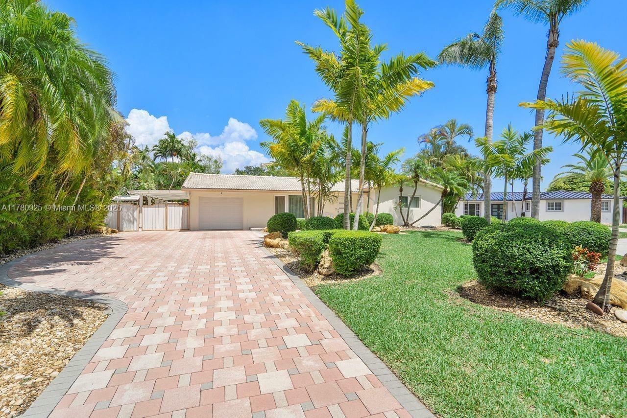 10321 SW 98 Street  Miami FL 33176 photo