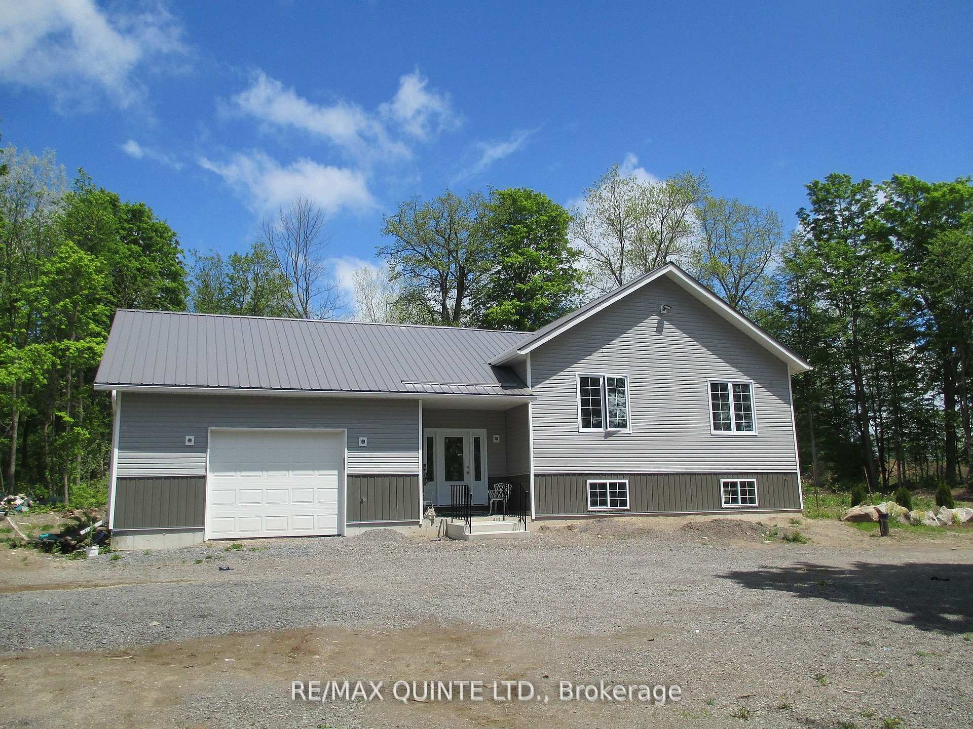 Property Photo: 325 Douglas Road W ON K0K 2K0