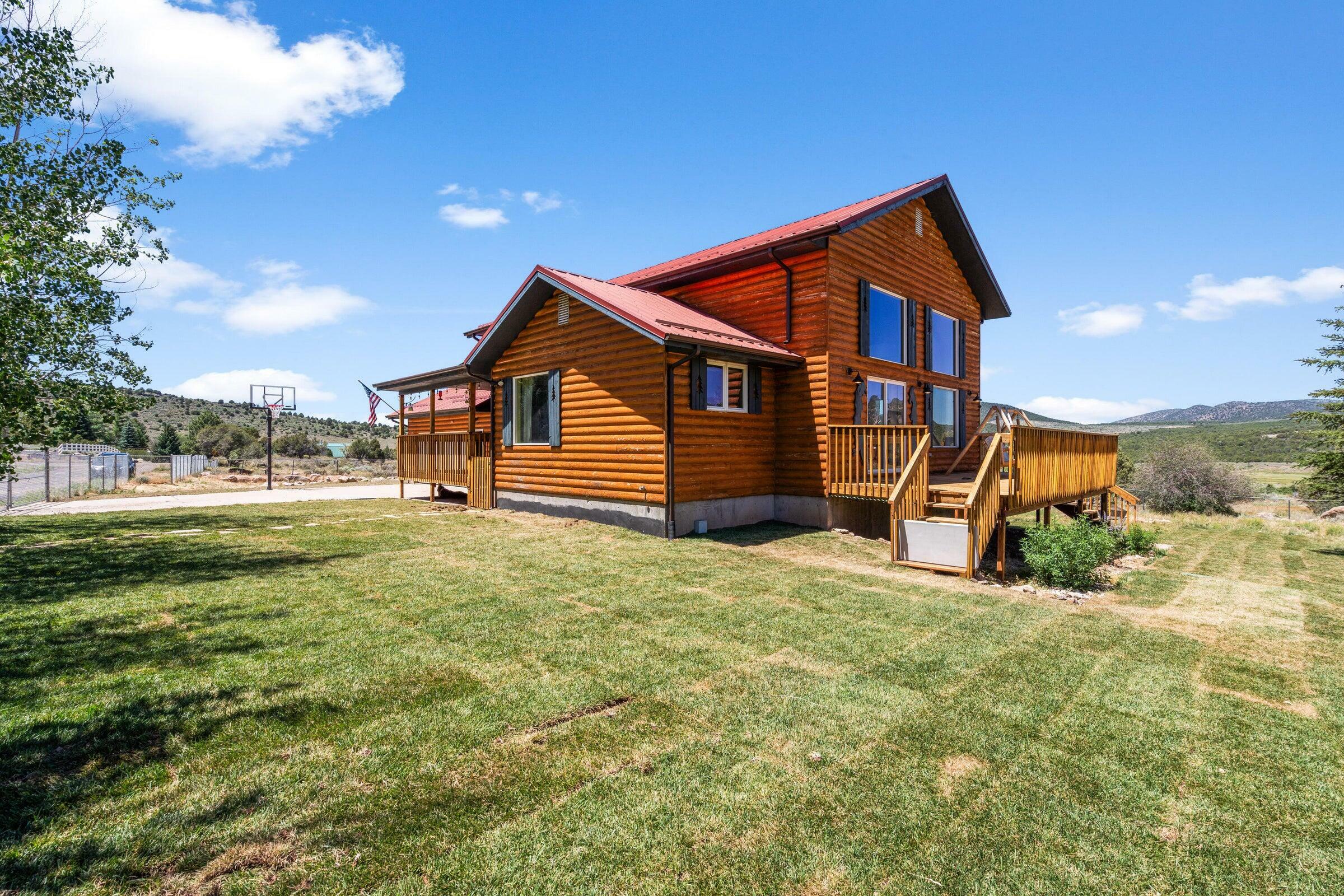 Property Photo: 770 W Carter UT 84781