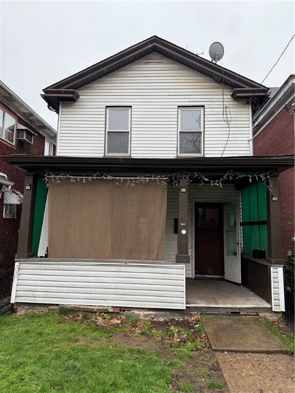 Property Photo:  343 Woodward Ave  PA 15136 