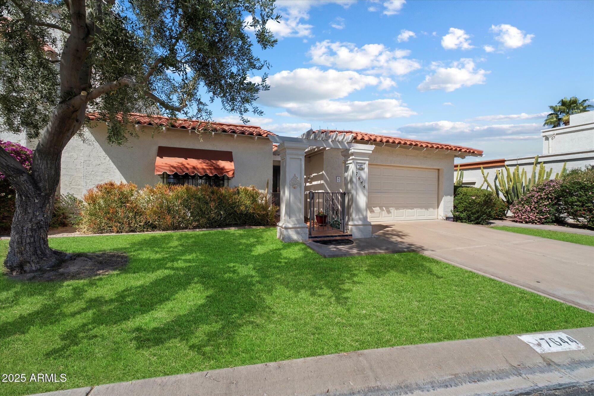Property Photo: 7644 E Sandalwood Drive AZ 85250