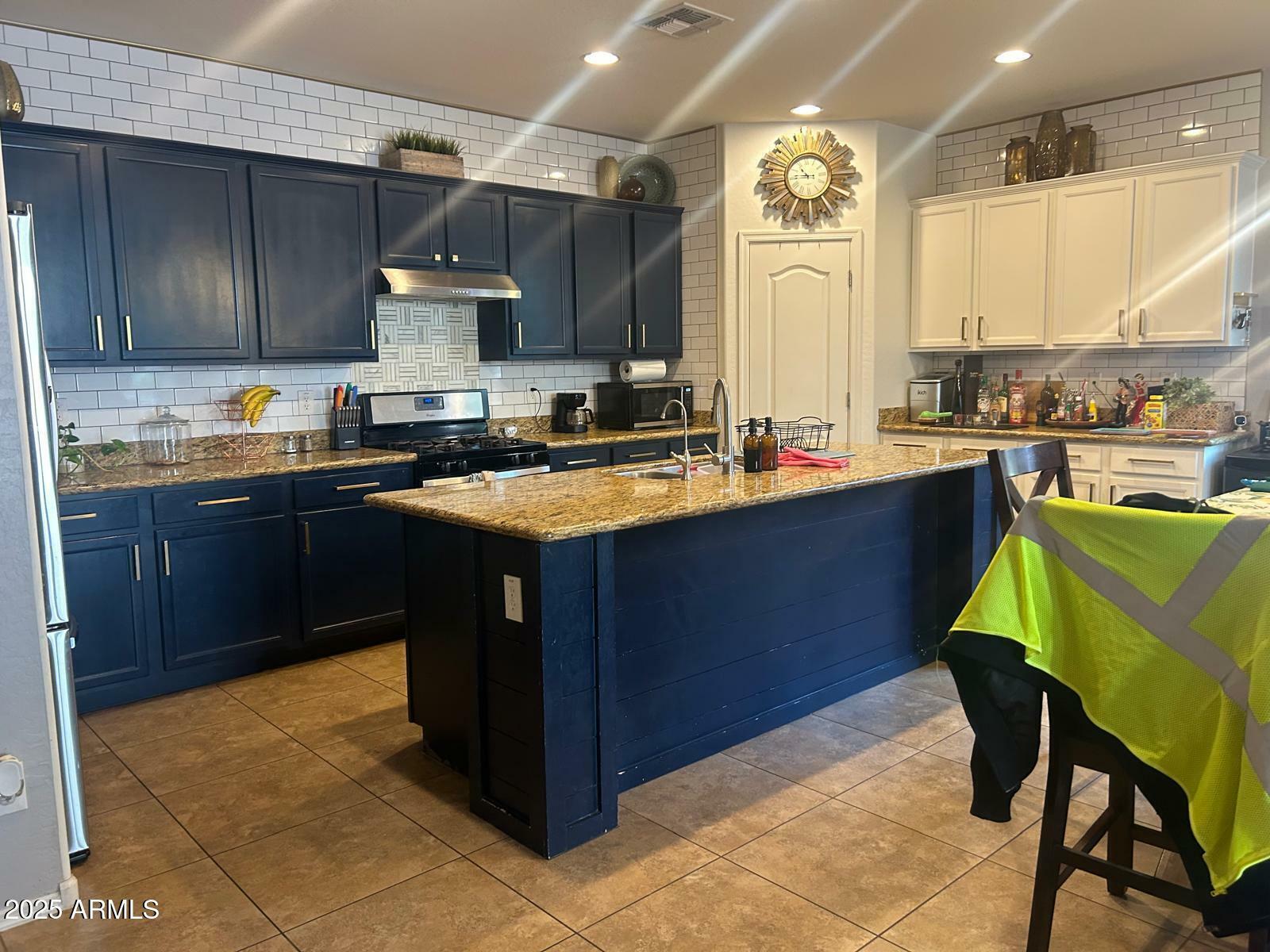 Property Photo:  23644 S 209th Place  AZ 85142 