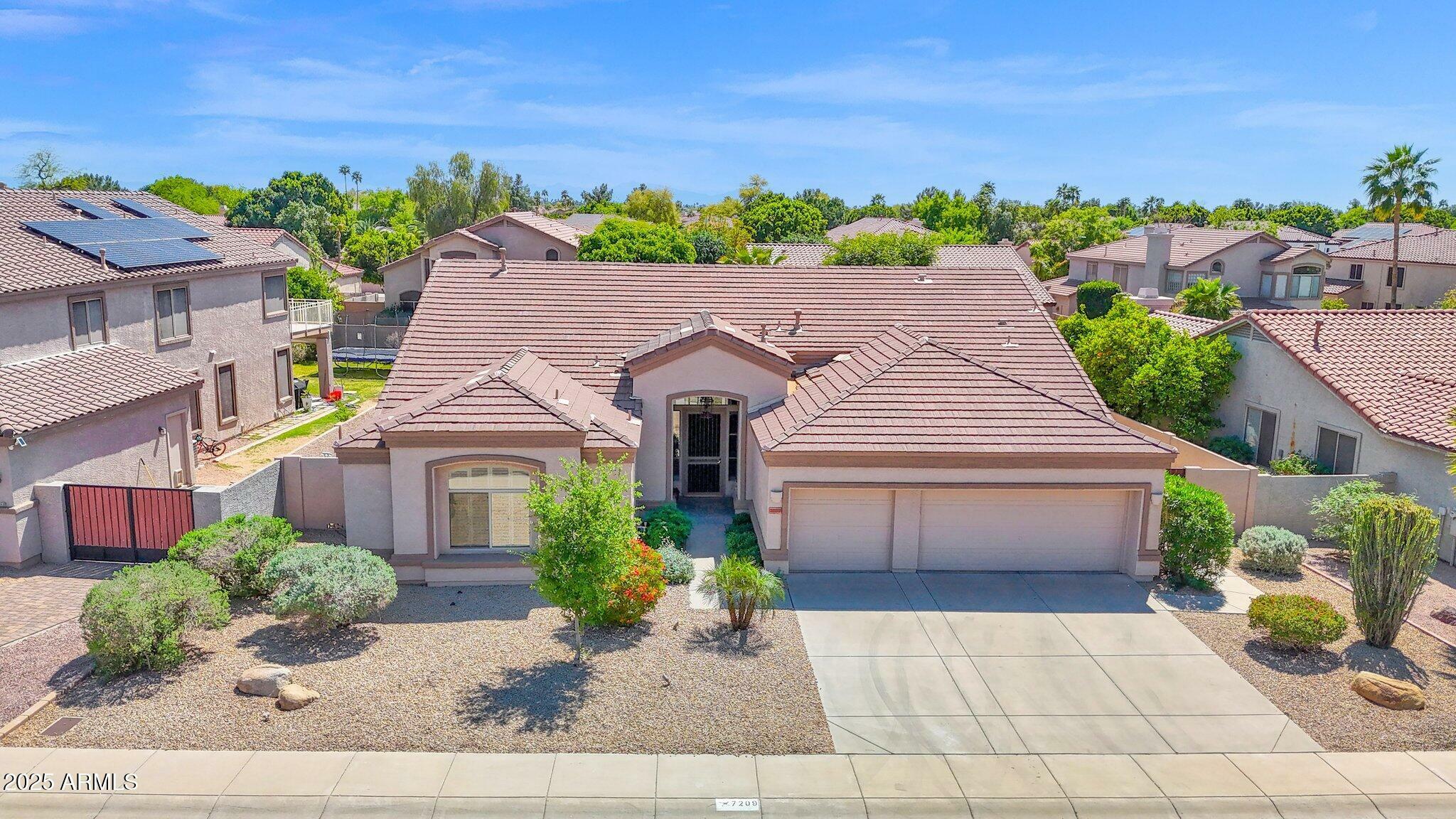 7209 W Abraham Lane  Glendale AZ 85308 photo