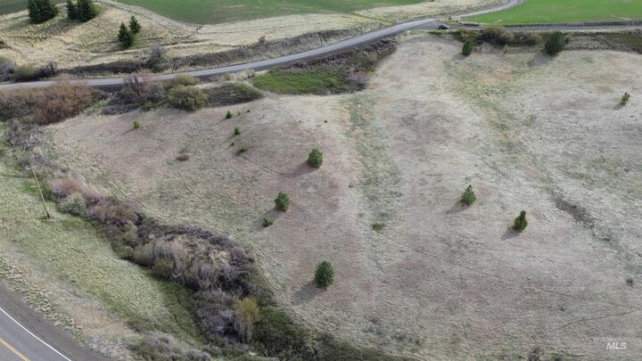 Property Photo:  Nka Blindgrade Rd Lot 4  WA 99327 