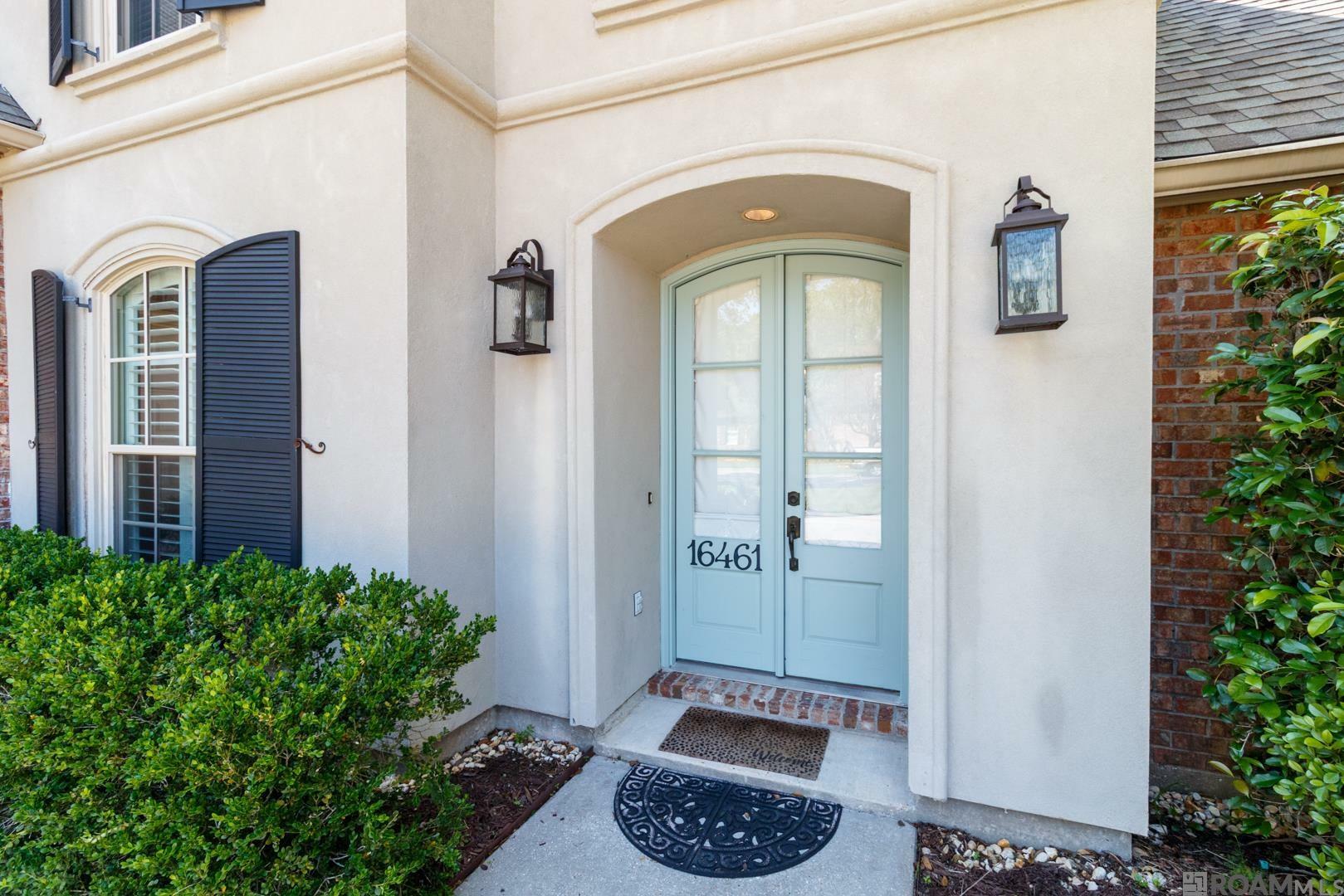 Property Photo:  16461 Long Lake Dr  LA 70769 
