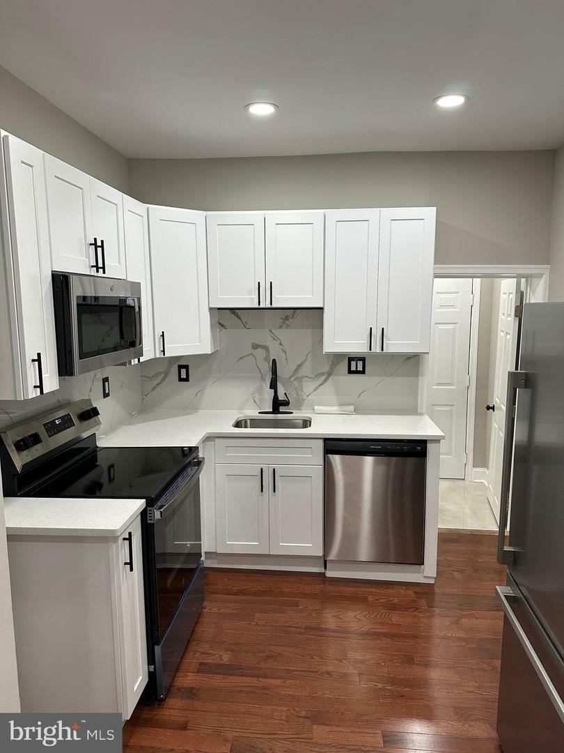 Property Photo: 2818 N Ringgold Street PA 19132