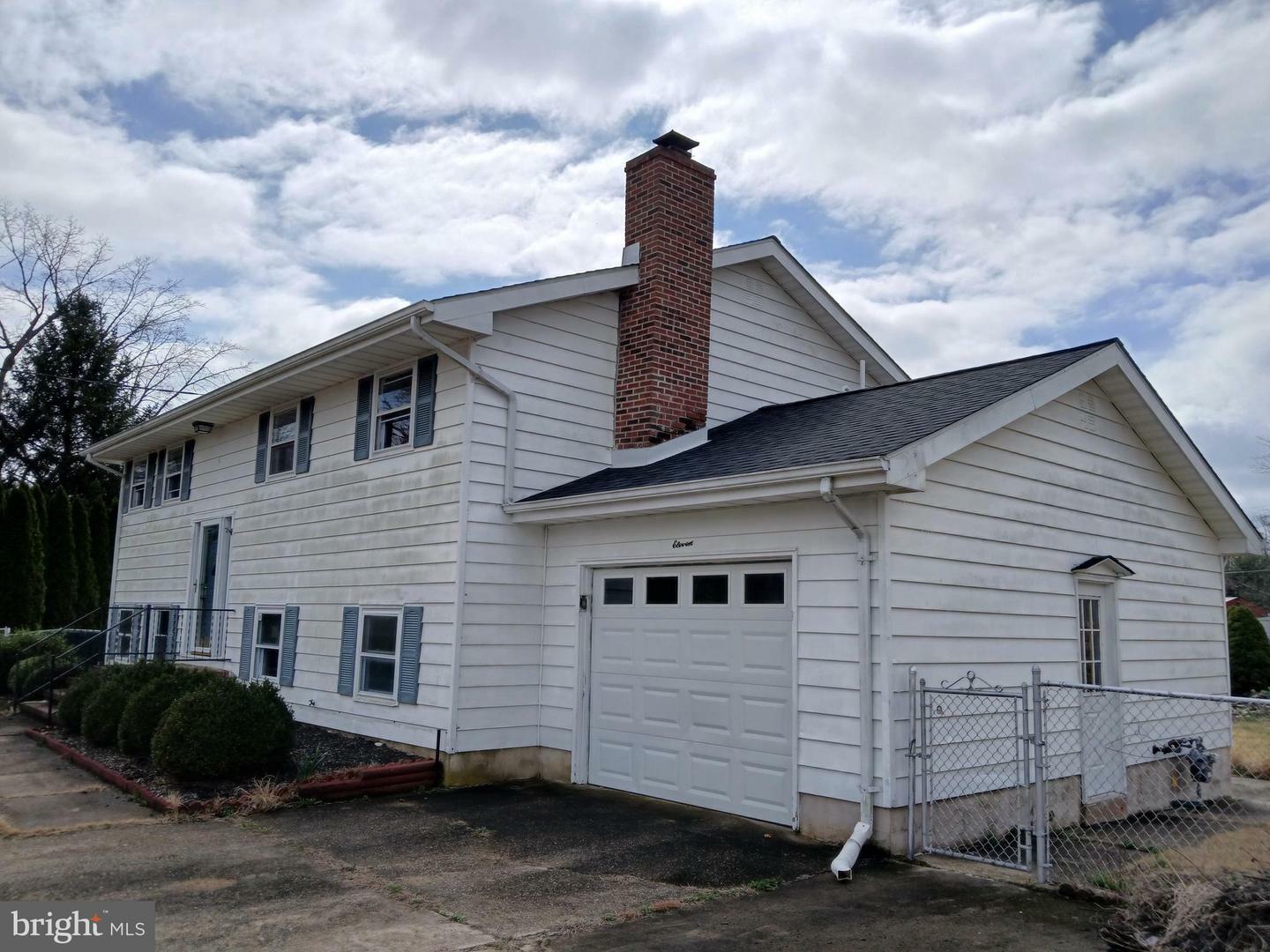 Property Photo: 11 Kennedy Drive NJ 08511