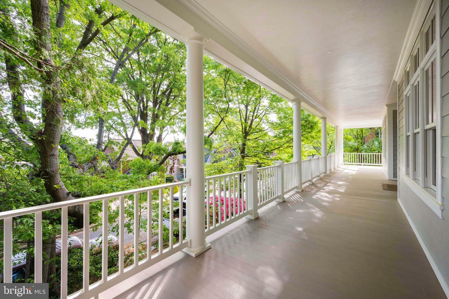 Property Photo:  414 Rucker Place  VA 22301 