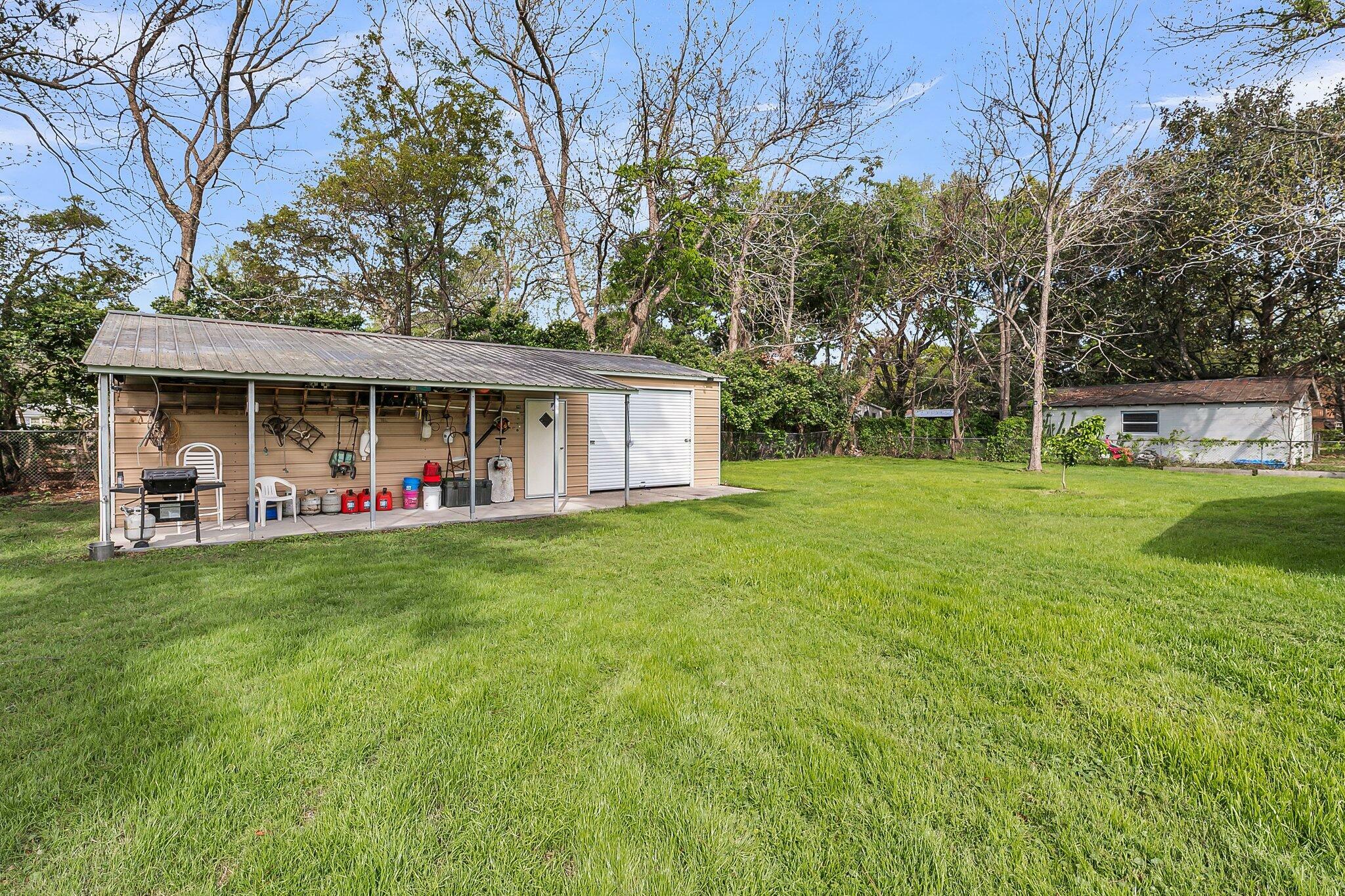 Property Photo: 1239 Old Orchard Road SC 29412
