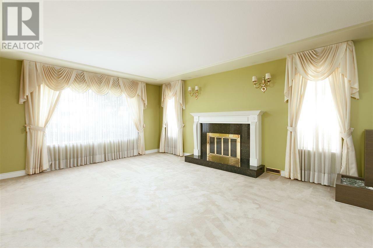 Property Photo: 736 West 62nd Avenue BC V6P 2E2