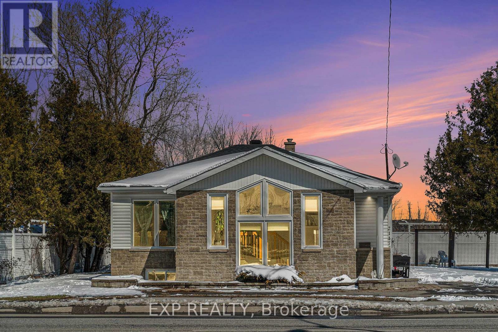 Property Photo: 2147 Mer Bleue Road ON K4A 3T9