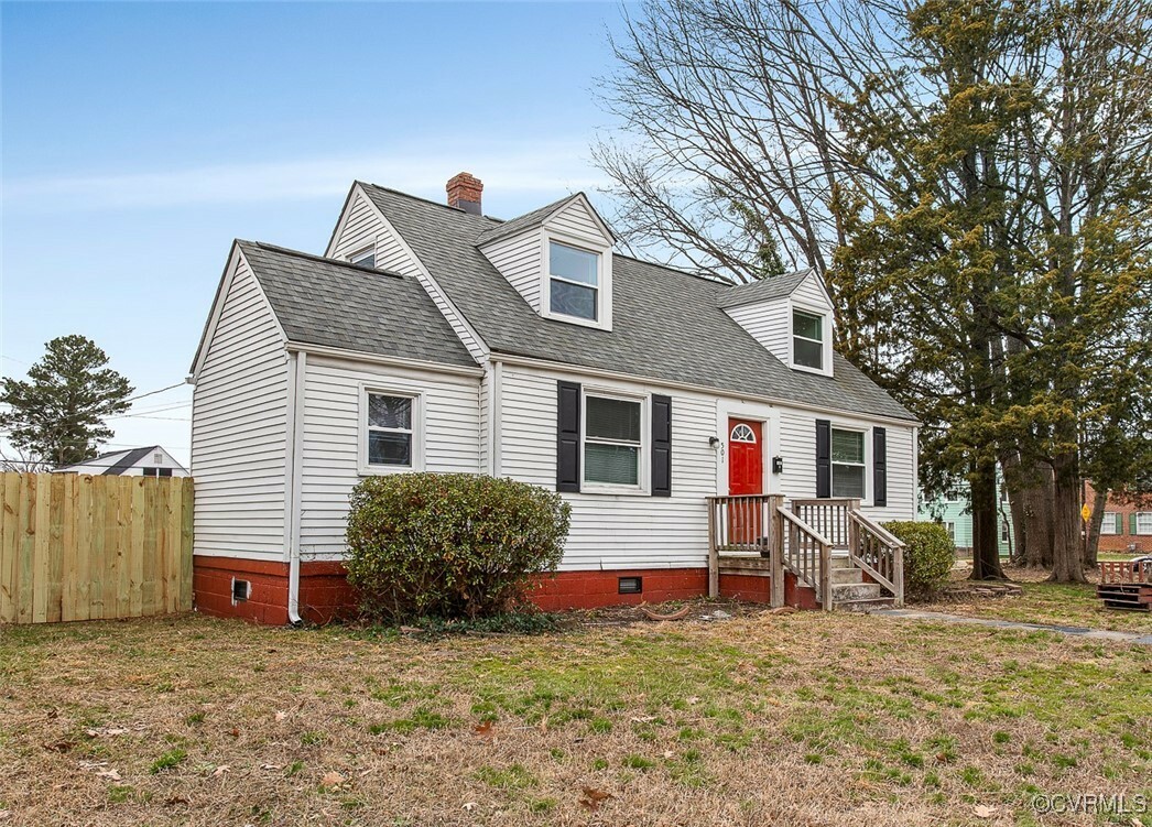 Property Photo: 501 Hazelhurst Avenue VA 23222