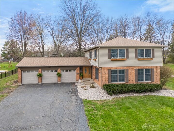 260 Saddleback Drive  Loveland OH 45140 photo